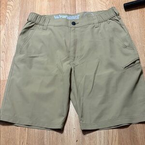 Wrangler Men's Khaki Cargo Shorts
